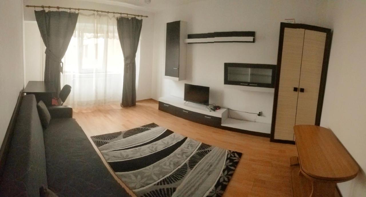 Alpha Apartment Iasi Exterior photo